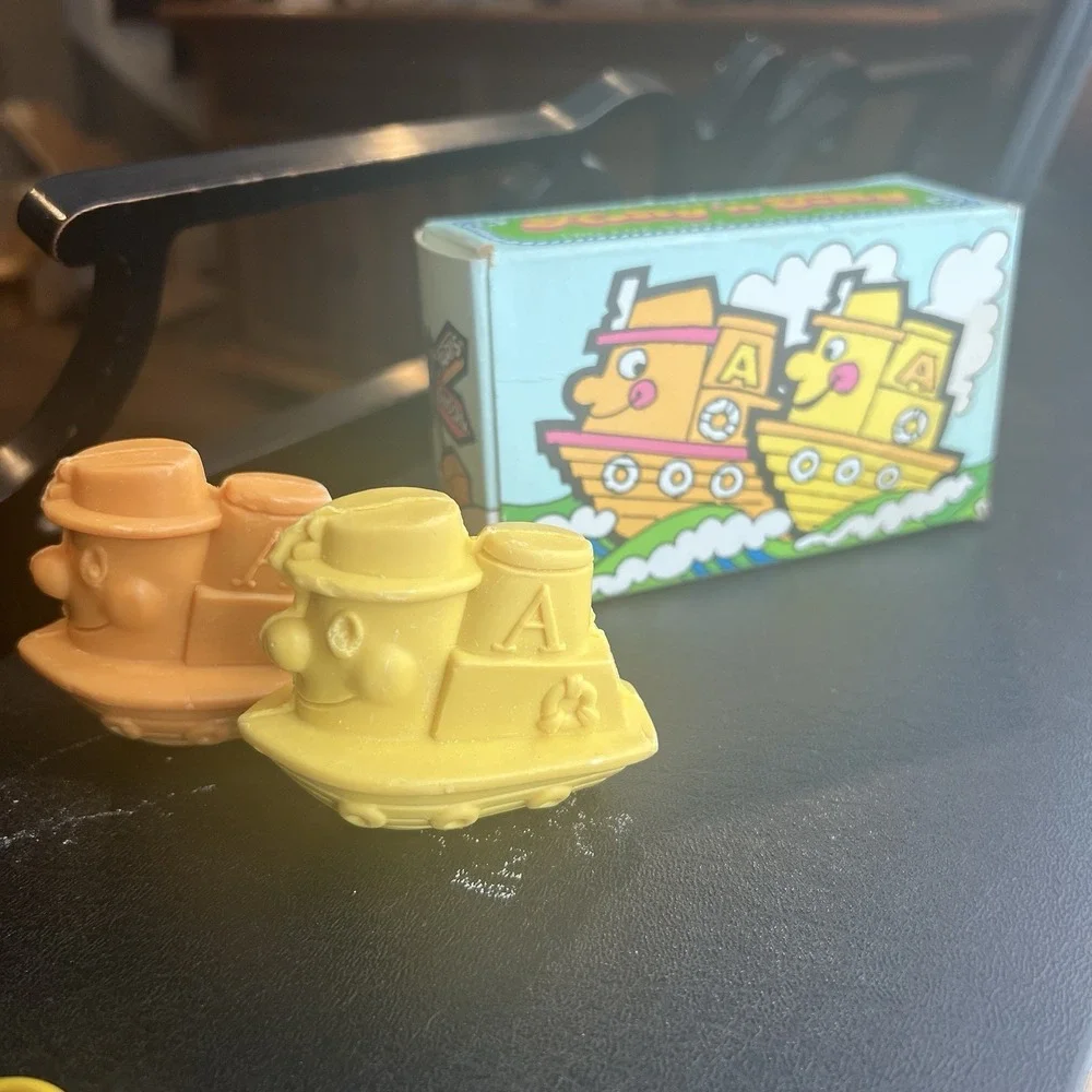 Vintage AVON Hooty‎ 'N Tooty Tugboat Soap Set